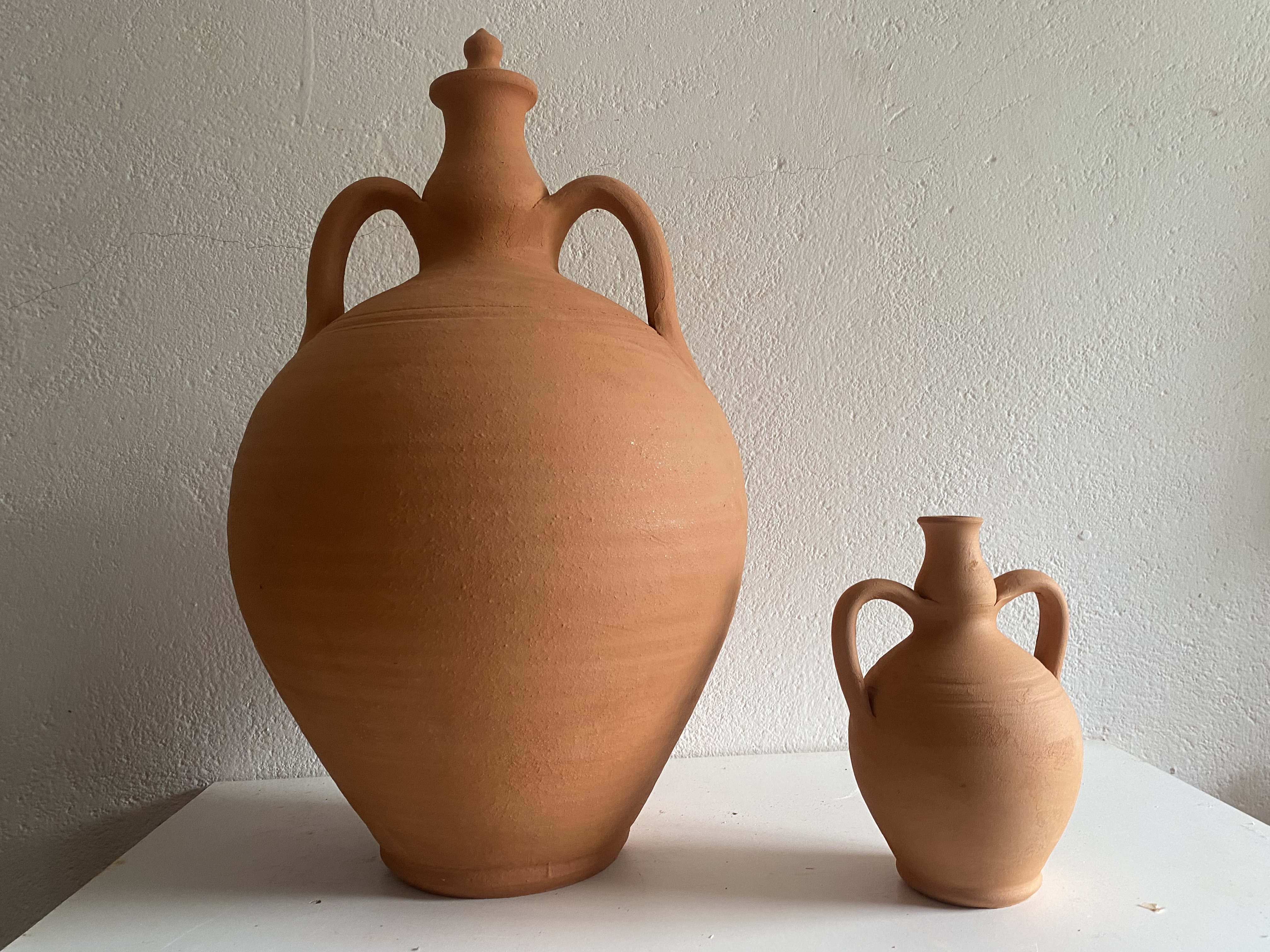 Botijo con dos asas, tradicional de Cespedosa